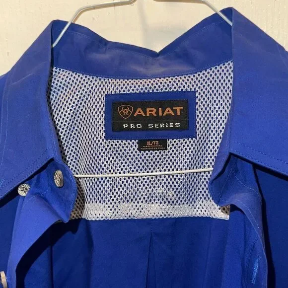 Ariat Long Sleeve pocket Logo Shirt XL - Picture 9 of 10